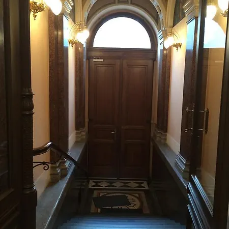 Grand Terrace * Prag